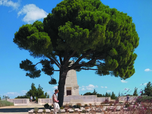 Lone Pine Mezarlığı